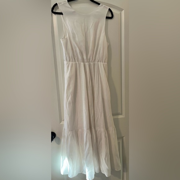 Banana Republic White Sleeveless Dress - Picture 1 of 2